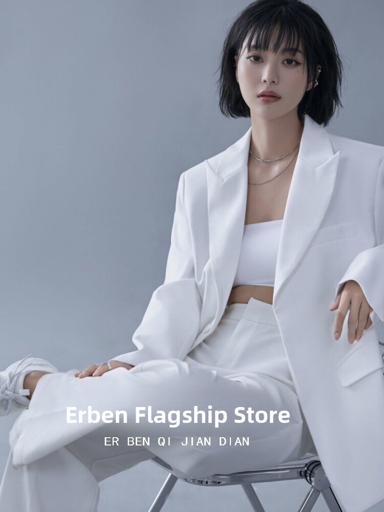 White Suit Theme Fashion Magaz - đánh giá và giá Ethnic Fashion Magazine