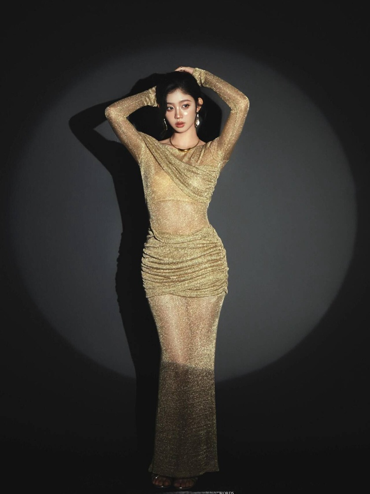 Personal Portrait Image Photo  - đánh giá và giá Ethnic Fashion Magazine